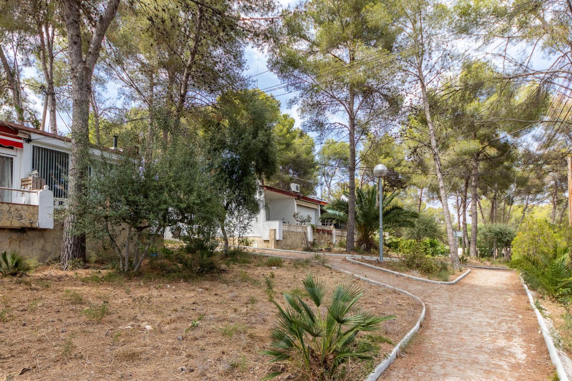Luminoso Bungalow Con Parking Tarragona Eksteriør billede